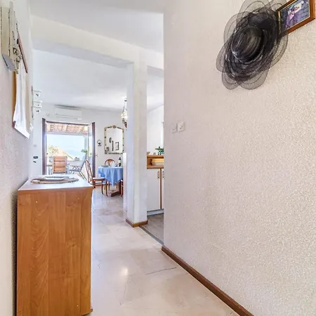 House With A Parking Space Sutivan, Brac - 23075 Σπίτι διακοπών Supetar