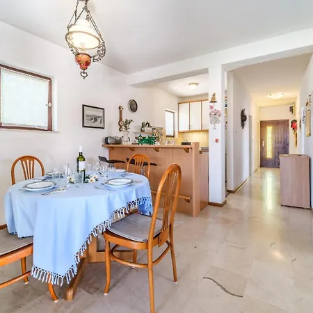 Σπίτι διακοπών House With A Parking Space Sutivan, Brac - 23075